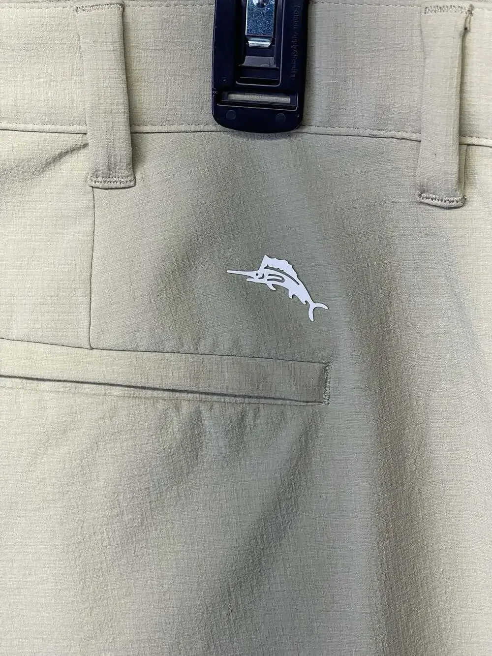 Tommy Bahama IslandZone Chip Shot Performance Shorts Sz 44 w/ 9” lgnth